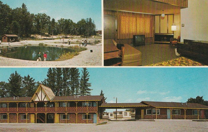 Coach House Motel (Waterway Inn) - Old Postcard